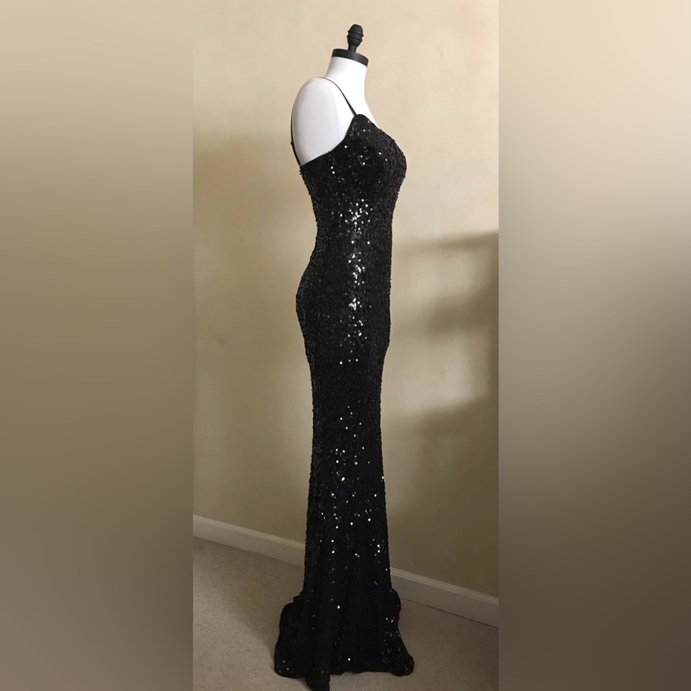 Cameo Black Sequin Maxi Gown - Picture 6 of 11